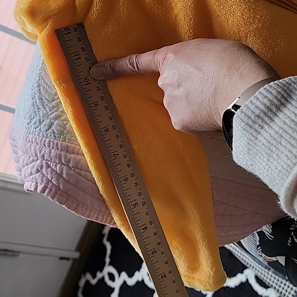 Baby size 3-6 months chick or duckling costume - Picture 6 of 7